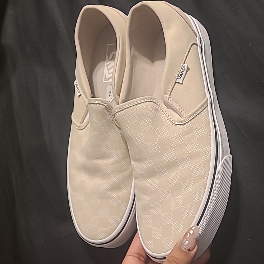 Tan Checkered Vans - Picture 3 of 6